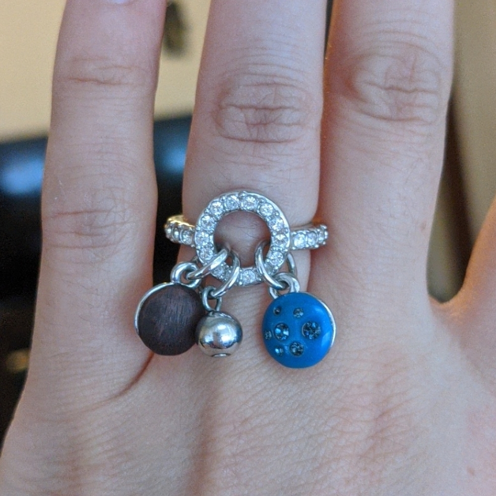Artini statement ring